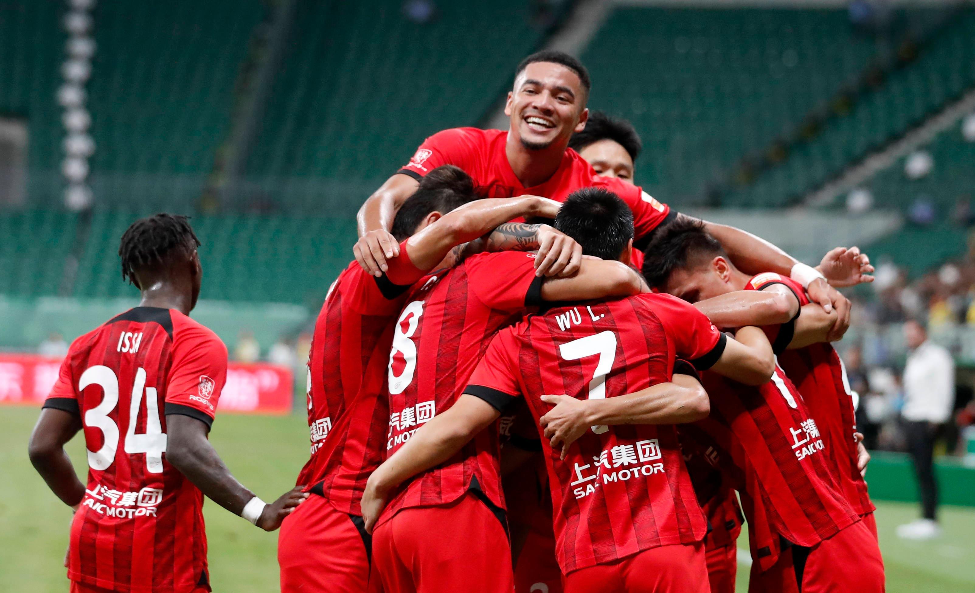 包含中超比赛胜利战报:球队士气高昂的词条 包含中超比赛胜利战报:球队士气高昂的词条