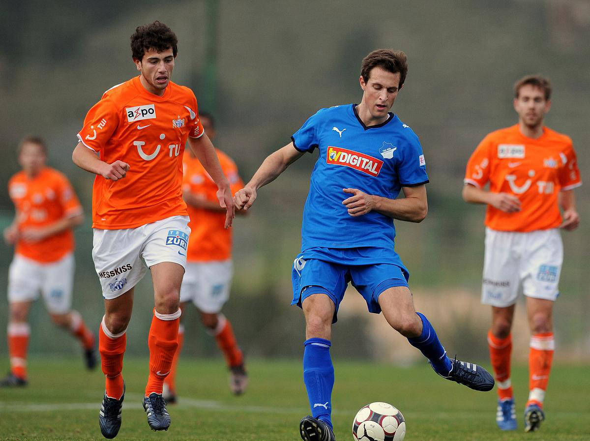 aoa体育体育中国官网-法兰克福展现斗志，迎来连胜的简单介绍