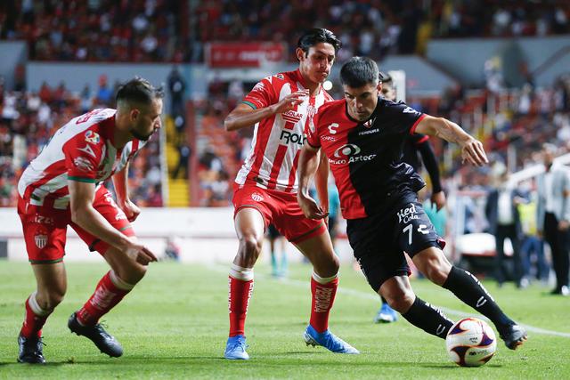 关于都灵球队战绩不佳，面临保级压力的信息