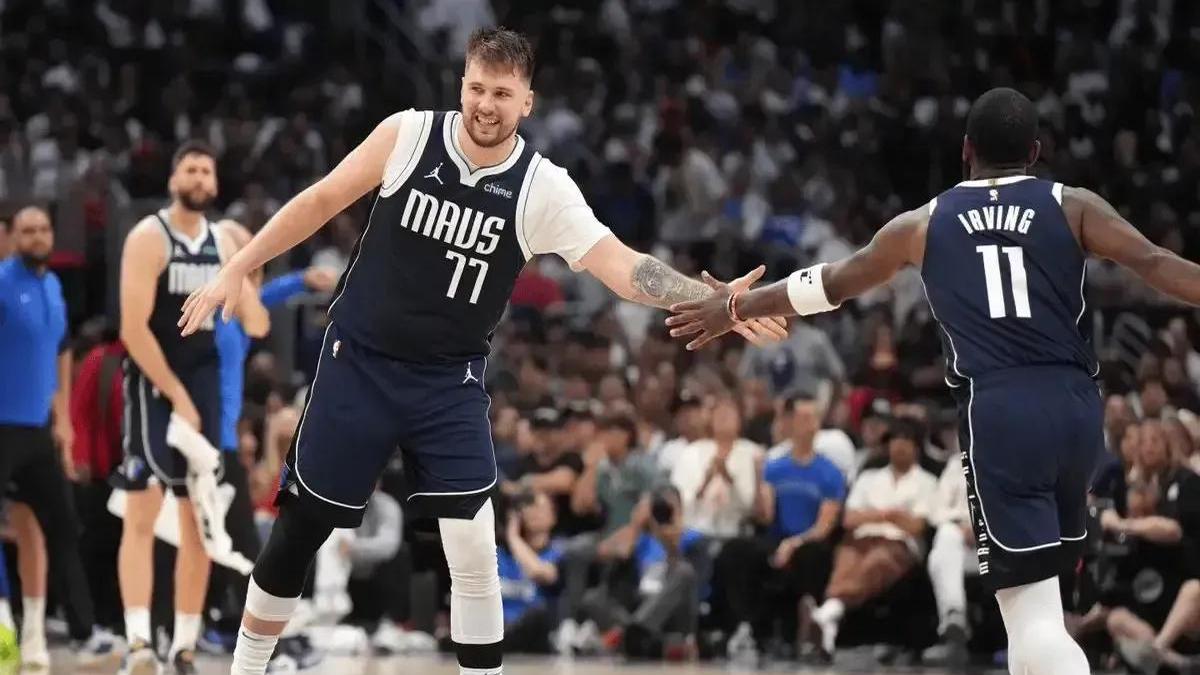 小牛主场逆袭，西蒙斯献上关键盖帽晋级季后赛的简单介绍