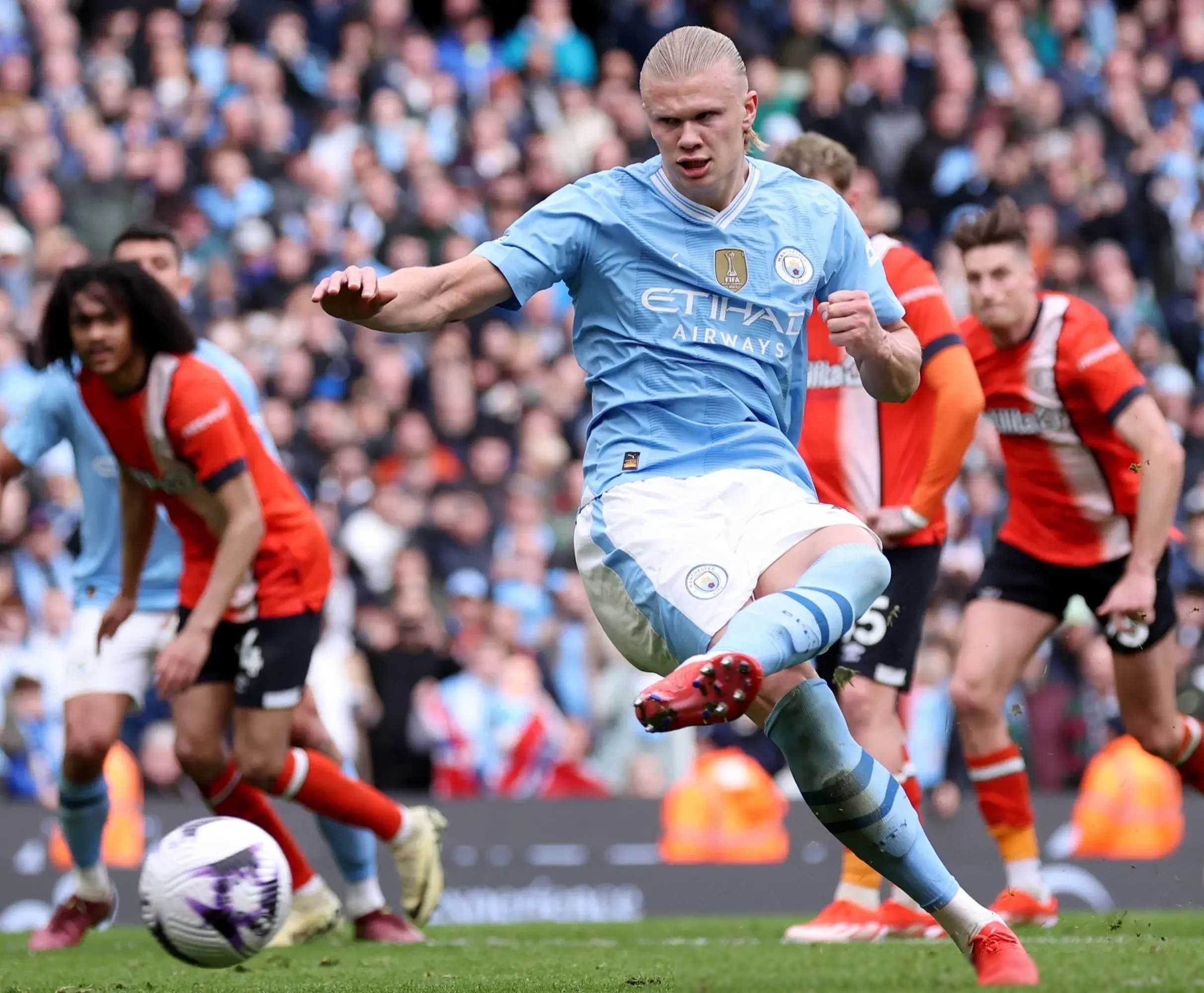 aoa体育体育链接-曼城球星闪耀！英超比赛最新战报！的简单介绍