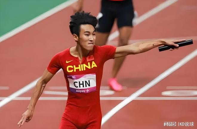 aoa体育体育地址-切尔西新生代攻击手表现抢眼，被誉为新希望