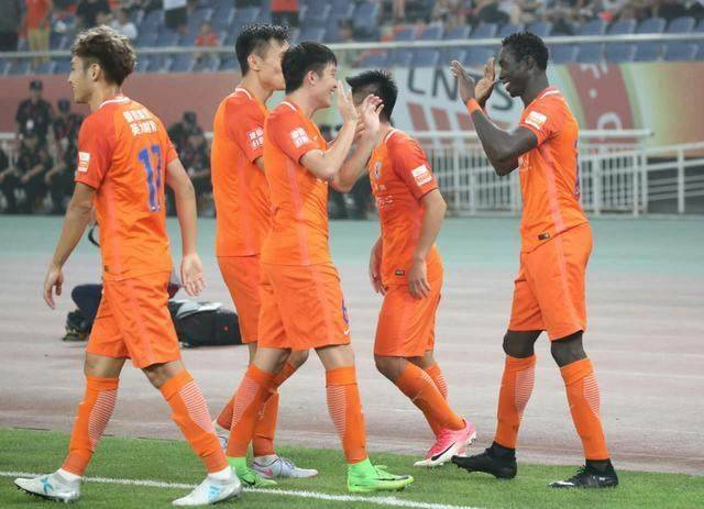 aoa体育体育官方登录入口-关于重庆力帆主场不敌对手，遭遇连败的信息