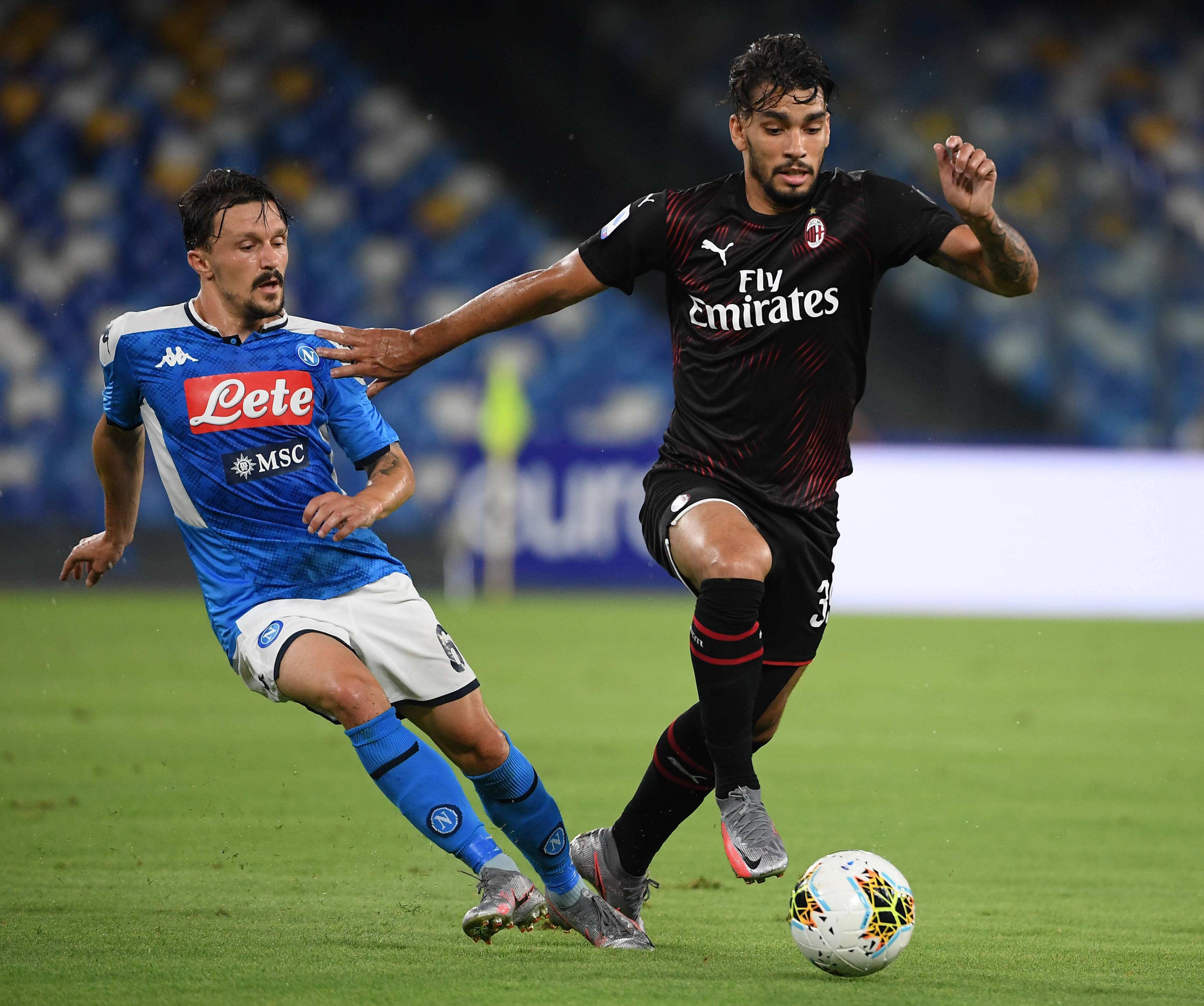 包含热那亚对阵那不勒斯，双方火拼到底的词条