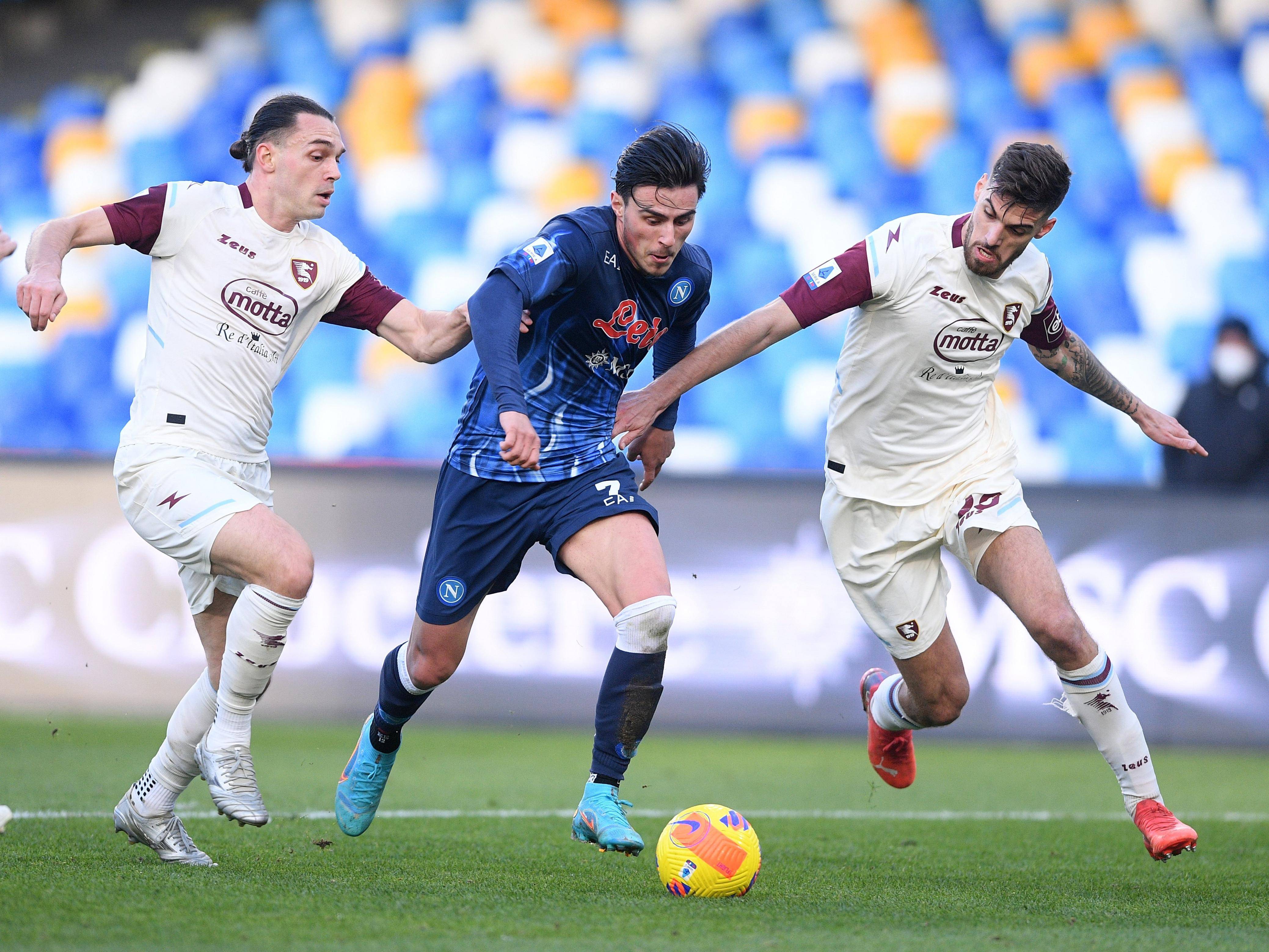 意甲各队实力对比，专家分析胜负背景的简单介绍