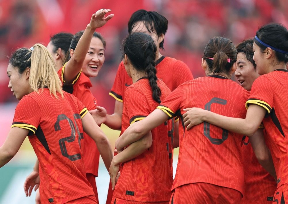 炽热激情：女足比赛的燃情瞬间