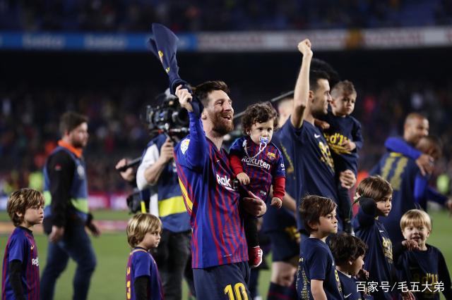 巴萨客场大胜莱万特，梅西造点一传一射