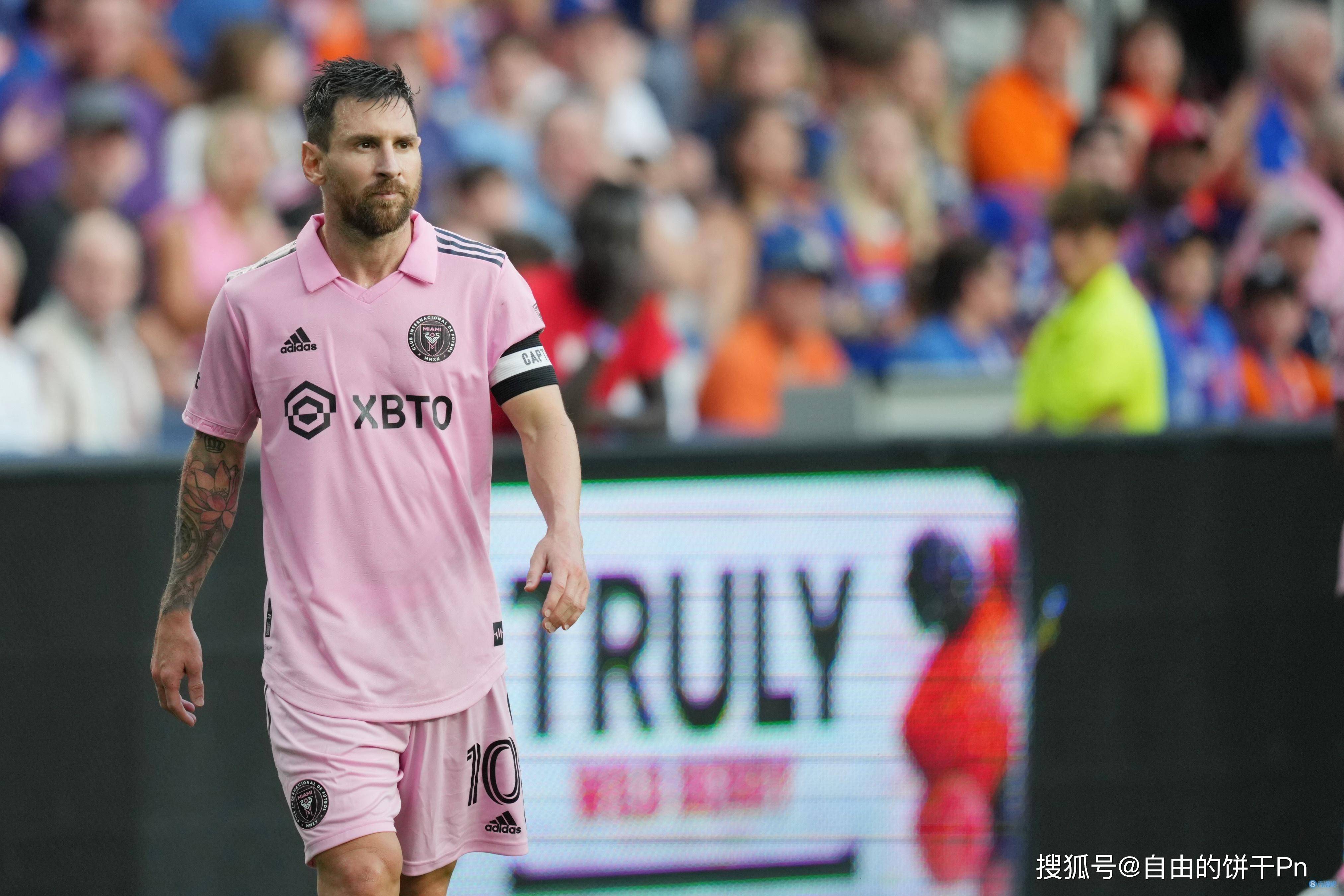 包含梅西领衔，顶级赛事开启豪华巡回赛的词条