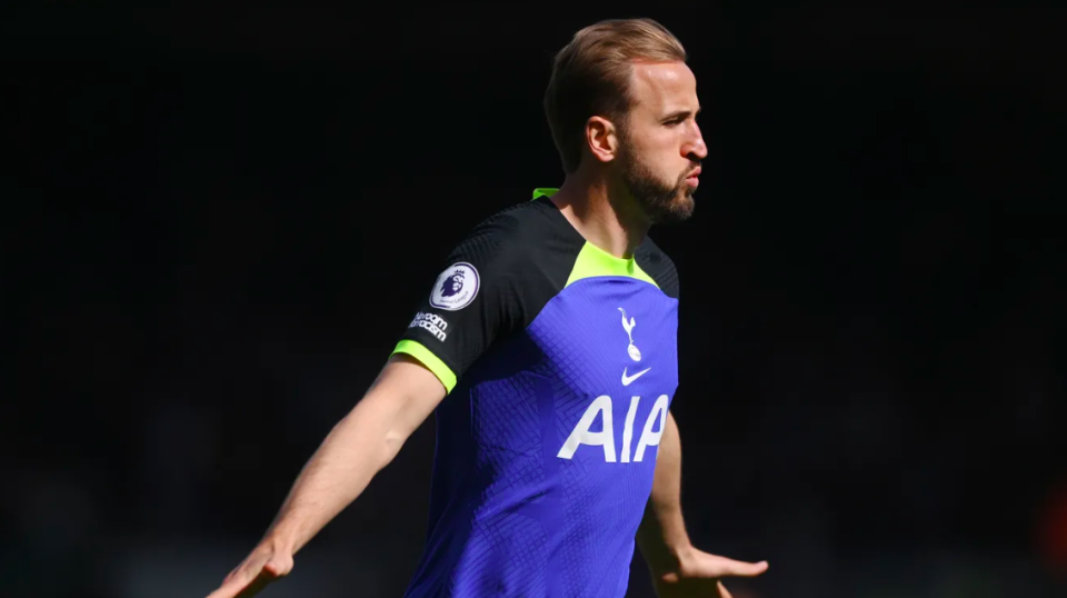 卡利亚里惊险逆转，取得保级关键胜利