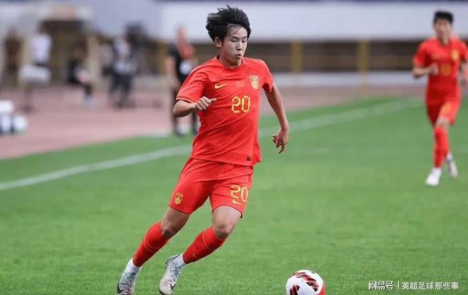 aoa体育体育官方登录入口-足球冠军赛：中国打出强势攻势