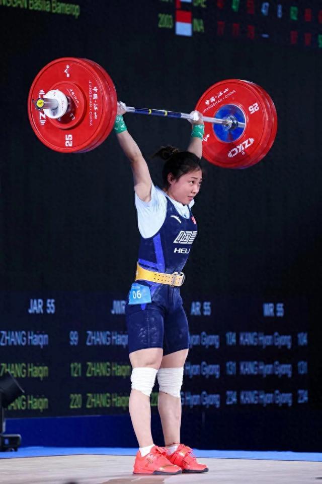 aoa体育体育地址-海南女篮成功卫冕冠军，实力过硬