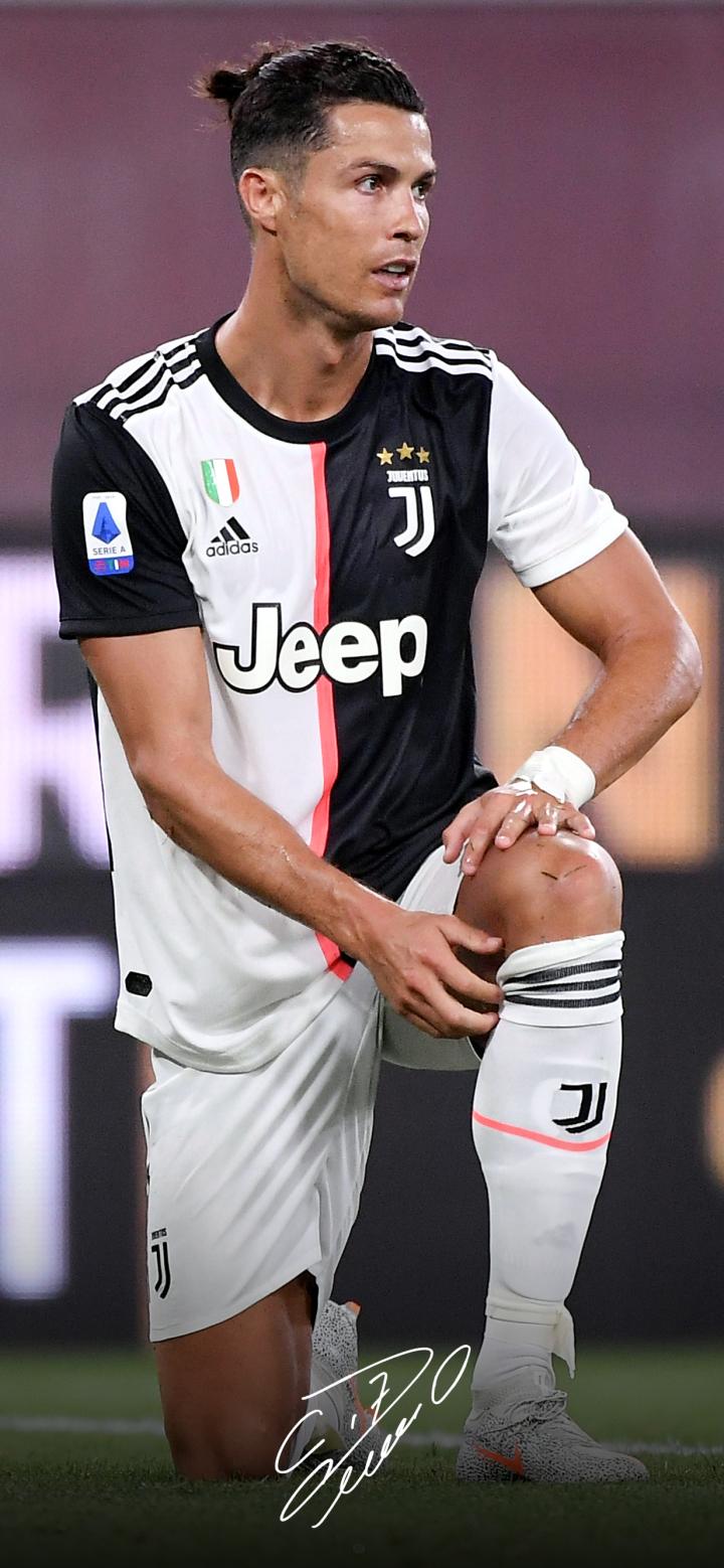 包含尤文图斯主帅盛赞C罗表现：他就是球队的领袖和核心的词条