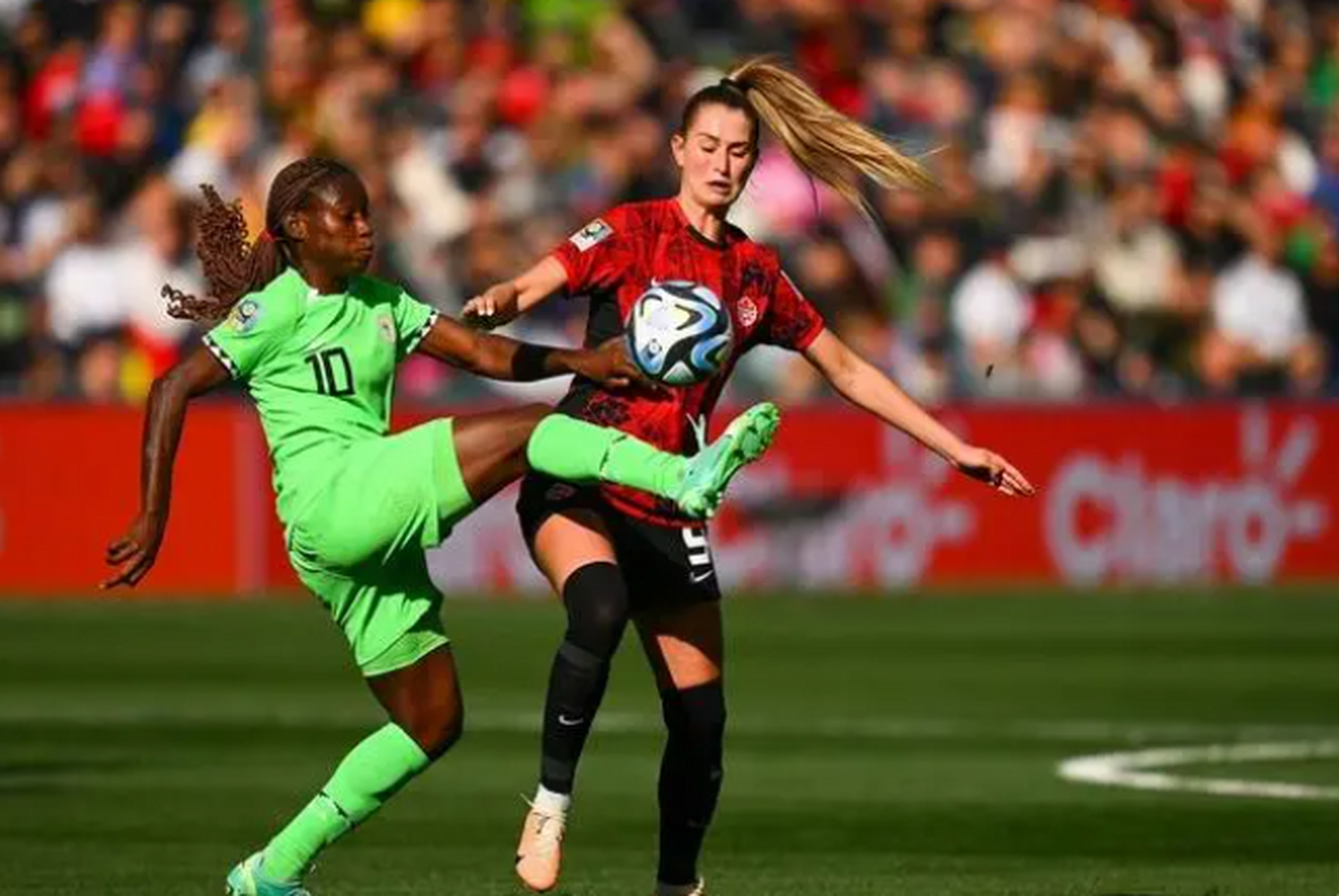 aoa体育体育网页版-非洲女足比赛中的精彩进球集锦